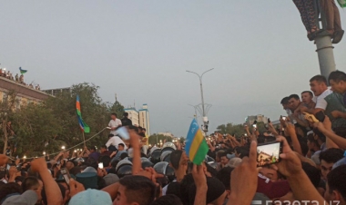 Qaraqalpaqsıtanda fövqəladə vəziyyət elan edilib