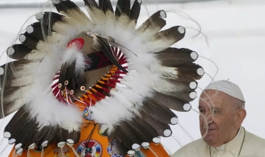 Roma Papası hindulardan üzr istədi -