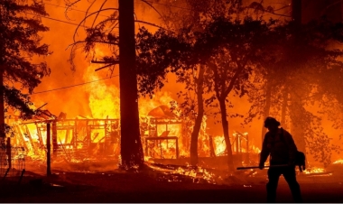 FHN: Yanğının qəsdən törədilməsi ehtimalı böyükdür -