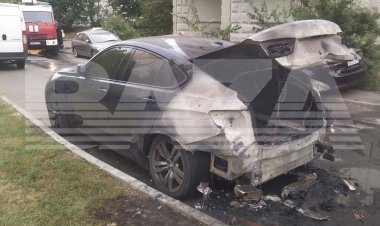 Yüksək rütbəli rus hərbçinin avtomobili yandırıldı