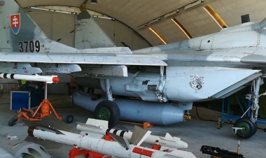 Ukraynaya 11 Sovet qırıcısı verildi