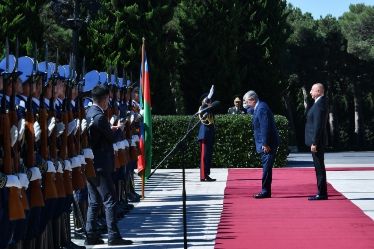 Qazaxıstan Prezidenti Azərbaycanda –