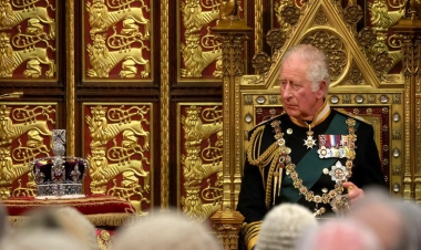 Böyük Britaniya Kralı elan olundu