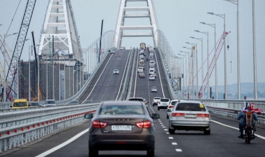 Krımda panika: yüksək rütbəli zabitlər yarımadadan gizlicə qaçırlar