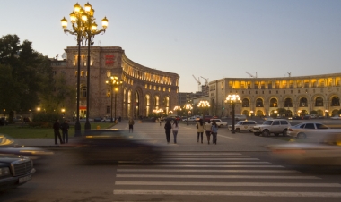 Rusiyada panika, Ermənistanda təəccüb: