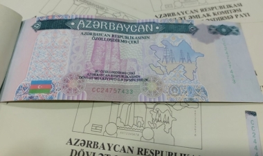 Özəlləşdirmə çekləri fərmanla dövriyyədən çıxarıla bilməz!