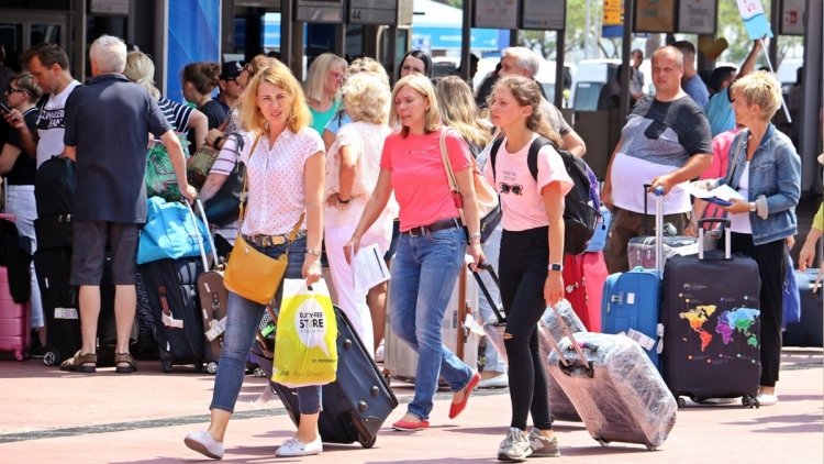 Türkiyədə rusiyalı turistlərə ehtiyac: