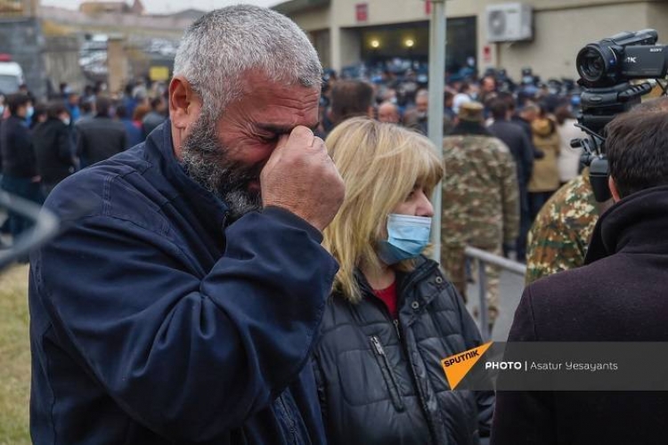 İrəvanda aksiya: “Övladlarımızın cəsədləri haradadır?” –