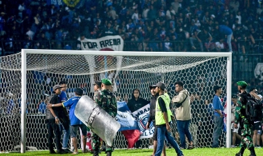 Futbolla məşğul olan hər kəs üçün qaranlıq səhifə -