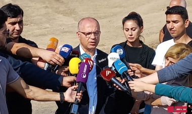 “Meyitlərin əlləri yuxarıdadır, üzərlərində xəsarət izləri var”