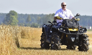 Lukaşenko da səfərbərlik elan etdi, amma...