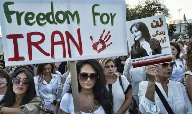 “Hamı güman edirdi ki, bu, qoca diktatorun son sözləridir”