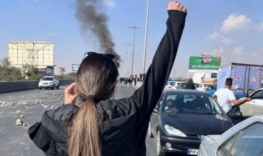 İran bu gün: həbs, edam və inqilabın ayaq səsləri