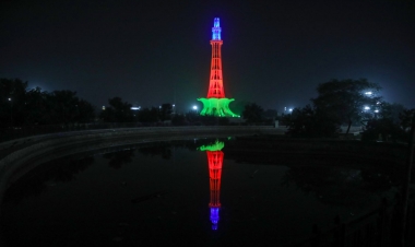 Pakistan tarixində ilk: ən böyük qüllə Azərbaycan bayrağı ilə işıqlandırılıb