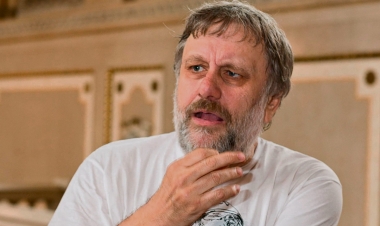 Müharibəyə “yox”, amma mənəviyyatsızlığa “hə”?