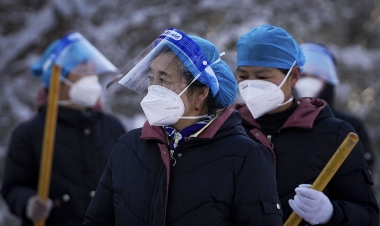 Nəhəng dalğa qarşısında: Çin yumşalmalara getdi