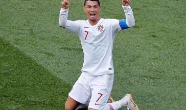 O, dünyanın ən çox maaş alan futbolçusu oldu