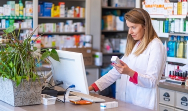 Baş nazirin etirafı və yanlışlara davam