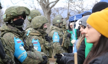 Aksiyanın dördüncü günü: rus mahnılarına qarşı Azərbaycan himni