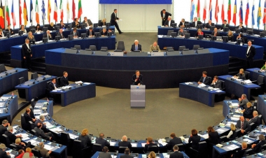 AP-də rüşvət qalmaqalı: ya Qətərdən üz döndərməli, ya da...