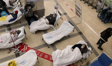 Çində virus tüğyanı: xəstəxana və morqlarda yer qalmayıb