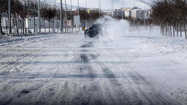 Yollar buz bağlayacaq