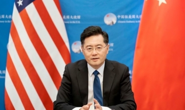 Yeni nazir müharibə istəmir?