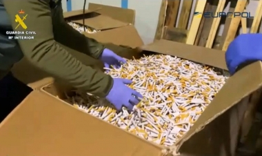 Ukraynalı qaçqınlar saxta siqaret istehsalına cəlb ediliblər