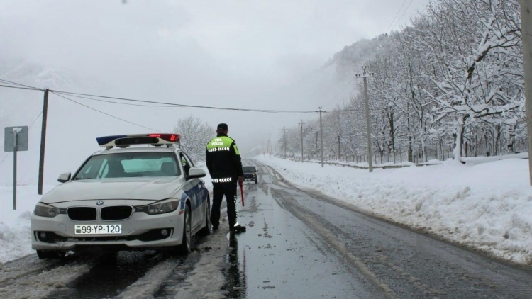 Yol polisi sürücülərə çağırış edir