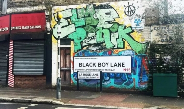 İrqçiliklə absurd mübarizə və ya “Qara oğlan döngəsi”