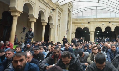 Bakıda Türkiyənin zəlzələ qurbanları üçün cənazə namazları qılınıb