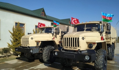 Azərbaycan hərbçiləri tərəfindən Türkiyəyə növbəti yardım –