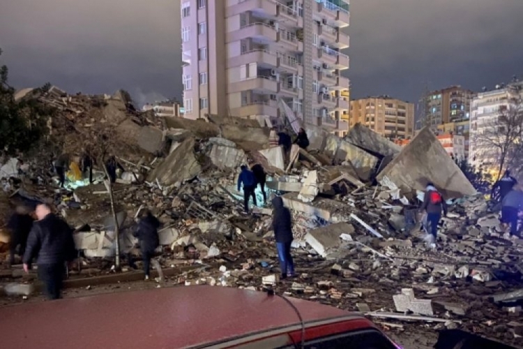 Təxliyə avtobusu Qaziantepdən Bakıya yola düşəcək