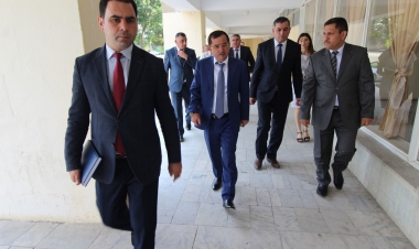 Qazaxda seçki narazılıqları